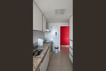 Apartamento à venda com 90m², 3 quartos e 2 vagasCozinha