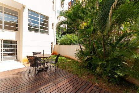 Apartamento à venda com 50m², 1 quarto e 1 vaga Apartamento à venda com 50m², 1 quarto e 1 vagaÁrea Comum - Piscina