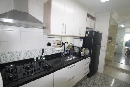 Apartamento à venda com 115m², 3 quartos e 2 vagasCozinha
