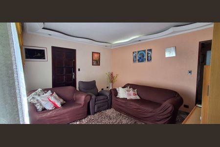 Casa à venda com 241m², 3 quartos e 5 vagasSala