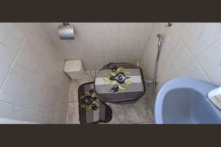 Casa à venda com 241m², 3 quartos e 5 vagasLavabo 