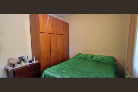 Casa à venda com 241m², 3 quartos e 5 vagasQuarto 