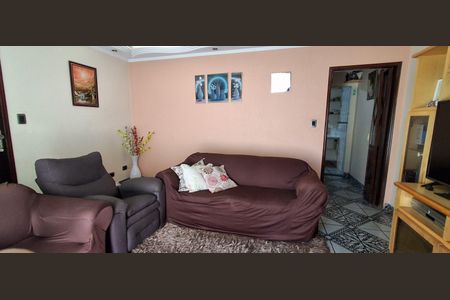 Casa à venda com 241m², 3 quartos e 5 vagasSala