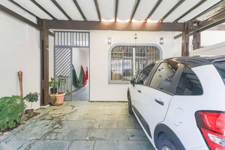 Casa à venda com 130m², 3 quartos e 2 vagasGaragem