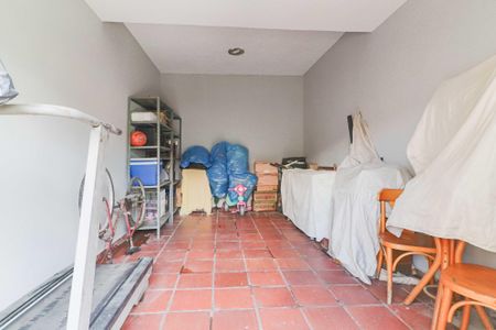 Casa à venda com 130m², 3 quartos e 2 vagasQuarto Lavanderia