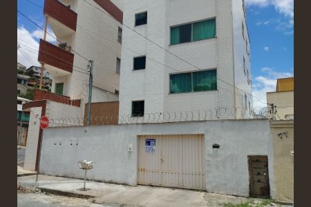Apartamento à venda com 116m², 2 quartos e 1 vaga Apartamento à venda com 116m², 2 quartos e 1 vagaFachada / Plaquinha Instalada 11/11/2025 DSUH-243