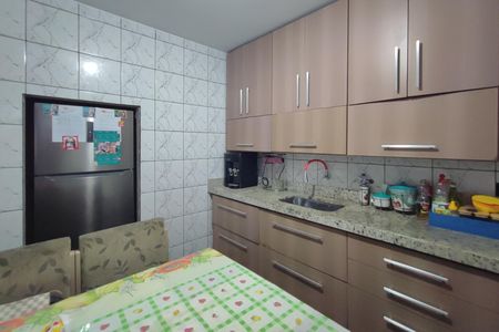 Casa de condomínio à venda com 62m², 2 quartos e 1 vagaCozinha