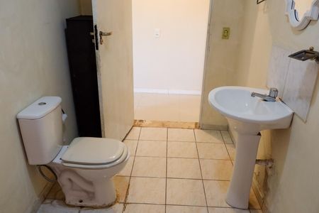 Casa à venda com 290m², 5 quartos e 2 vagasBanheiro