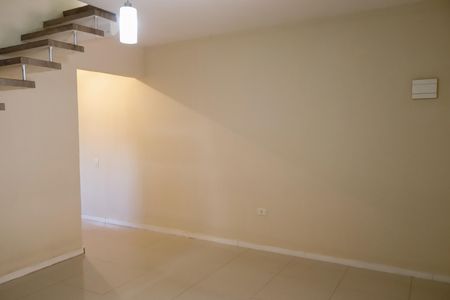 Casa à venda com 290m², 5 quartos e 2 vagasSala