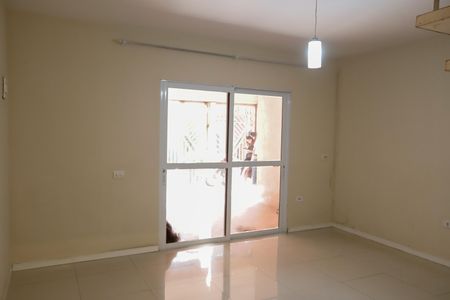 Casa à venda com 290m², 5 quartos e 2 vagasSala