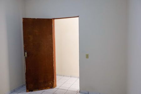 Casa à venda com 290m², 5 quartos e 2 vagasQuarto 2