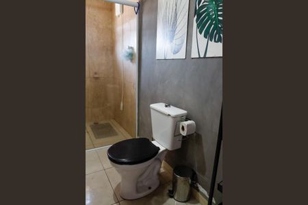 Casa à venda com 290m², 5 quartos e 2 vagasBanheiro 2