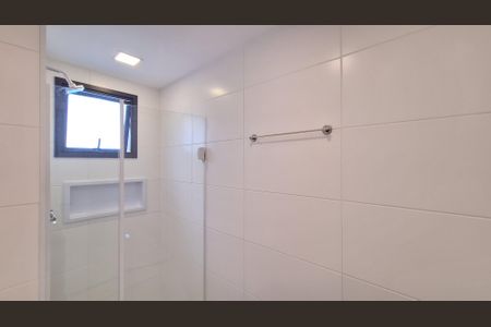 Apartamento para alugar com 55m², 2 quartos e 1 vaga Apartamento para alugar com 55m², 2 quartos e 1 vagaBanheiro da Suíte