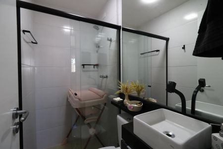 Apartamento à venda com 60m², 2 quartos e 2 vagasBanheiro Social