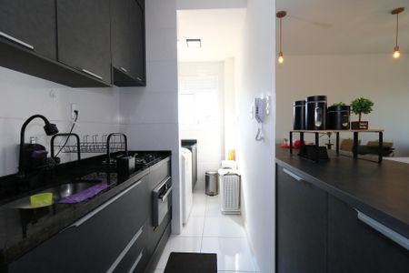 Apartamento à venda com 60m², 2 quartos e 2 vagasCozinha
