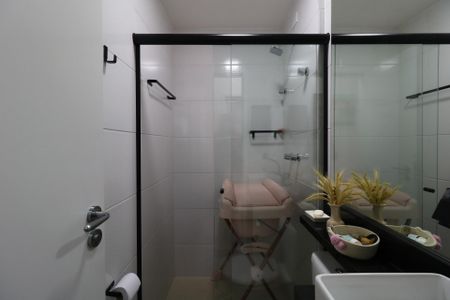 Apartamento à venda com 60m², 2 quartos e 2 vagasBanheiro Social
