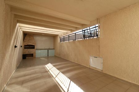 Apartamento à venda com 60m², 2 quartos e 2 vagasÁrea Comum - Churrasqueira