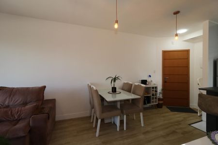 Apartamento à venda com 60m², 2 quartos e 2 vagasSala