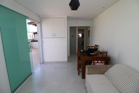 Apartamento à venda com 115m², 2 quartos e 1 vagaSala de TV