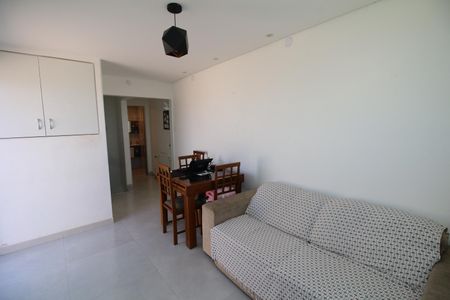 Apartamento à venda com 115m², 2 quartos e 1 vagaSala de TV