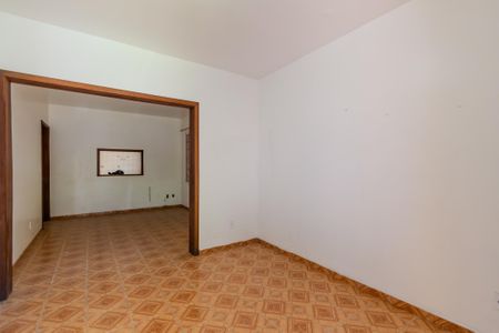 Casa à venda com 250m², 3 quartos e 4 vagas Casa à venda com 250m², 3 quartos e 4 vagasSala