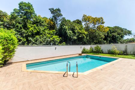 Casa de condomínio para alugar com 672m², 5 quartos e 6 vagasPiscina