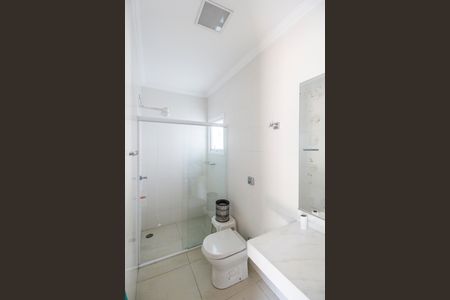 Casa de condomínio para alugar com 672m², 5 quartos e 6 vagasBanheiro do Depósito 2