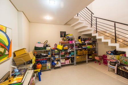 Casa de condomínio para alugar com 672m², 5 quartos e 6 vagasBrinquedoteca