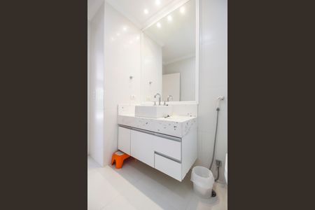 Casa de condomínio para alugar com 672m², 5 quartos e 6 vagasBanheiro da Suíte 3