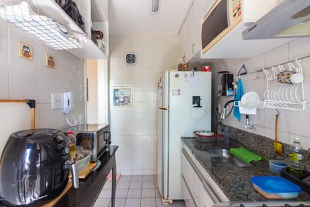 Apartamento à venda com 54m², 2 quartos e 1 vagaCozinha 