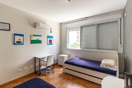 Apartamento à venda com 239m², 5 quartos e 2 vagasQuarto 2