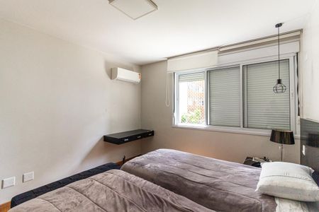 Apartamento à venda com 239m², 5 quartos e 2 vagasQuarto da Suíte
