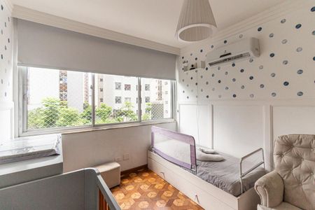 Apartamento à venda com 239m², 5 quartos e 2 vagasQuarto 4