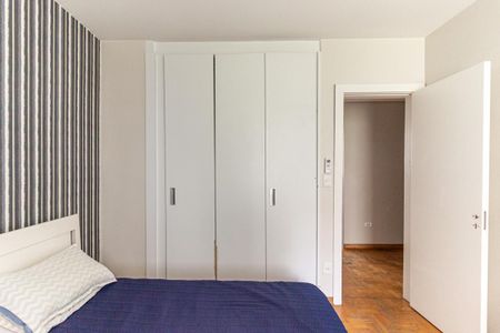 Apartamento à venda com 239m², 5 quartos e 2 vagasQuarto 2