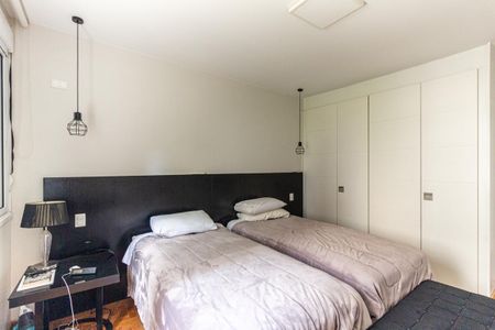 Apartamento à venda com 239m², 5 quartos e 2 vagasQuarto da Suíte