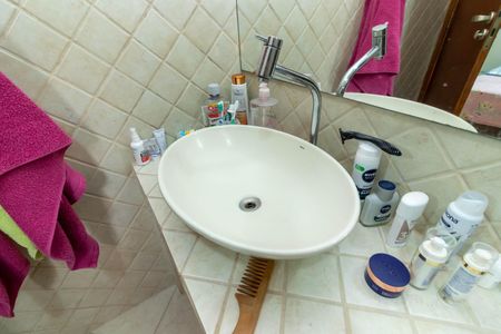 Casa para alugar com 129m², 2 quartos e 2 vagasBanheiro da Suíte