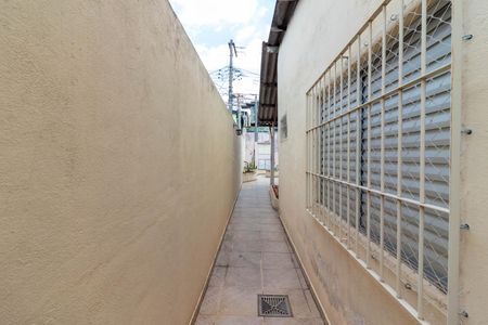 Casa para alugar com 129m², 2 quartos e 2 vagasCorredor de Entrada