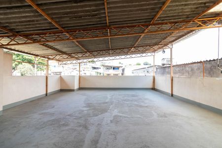 Casa para alugar com 129m², 2 quartos e 2 vagasCobertura / Área de Lazer