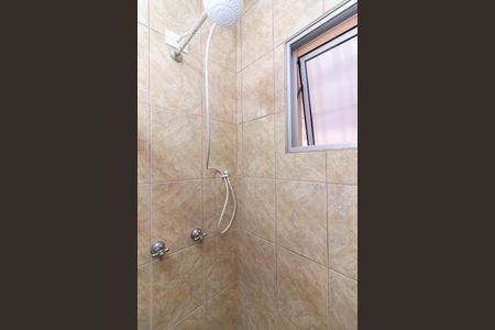 Casa para alugar com 129m², 2 quartos e 2 vagasBanheiro 