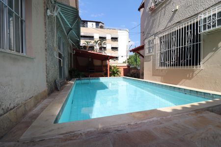 Casa para alugar com 135m², 3 quartos e 4 vagasÁrea externa