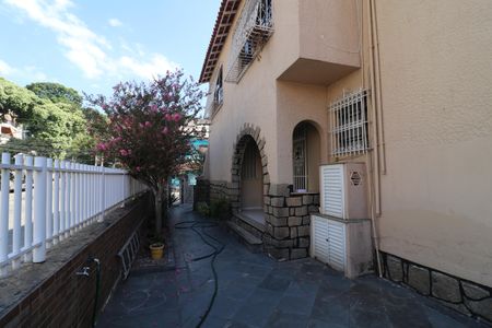 Casa para alugar com 135m², 3 quartos e 4 vagasÁrea externa