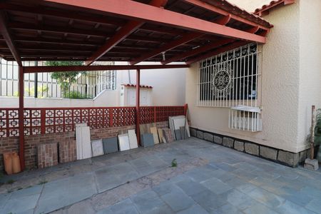 Casa para alugar com 135m², 3 quartos e 4 vagasÁrea externa