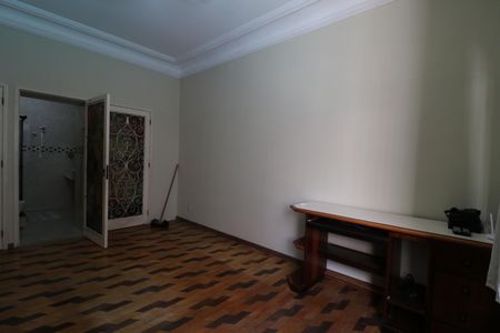 Casa para alugar com 135m², 3 quartos e 4 vagasSuíte