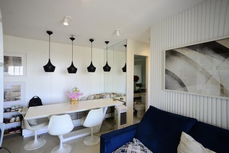 Apartamento à venda com 53m², 2 quartos e 1 vagaSala