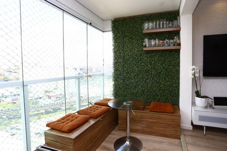 Apartamento à venda com 72m², 3 quartos e 2 vagas Apartamento à venda com 72m², 3 quartos e 2 vagasVaranda