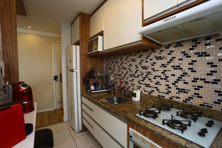 Apartamento à venda com 72m², 3 quartos e 2 vagas Apartamento à venda com 72m², 3 quartos e 2 vagascozinha