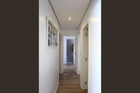 Apartamento à venda com 72m², 3 quartos e 2 vagas Apartamento à venda com 72m², 3 quartos e 2 vagascorredor