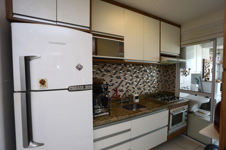Apartamento à venda com 72m², 3 quartos e 2 vagas Apartamento à venda com 72m², 3 quartos e 2 vagascozinha