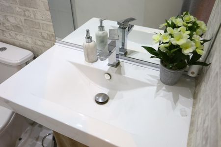 Apartamento à venda com 72m², 3 quartos e 2 vagas Apartamento à venda com 72m², 3 quartos e 2 vagasBanheiro