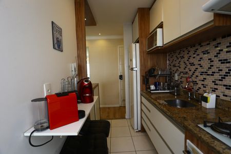 Apartamento à venda com 72m², 3 quartos e 2 vagas Apartamento à venda com 72m², 3 quartos e 2 vagascozinha